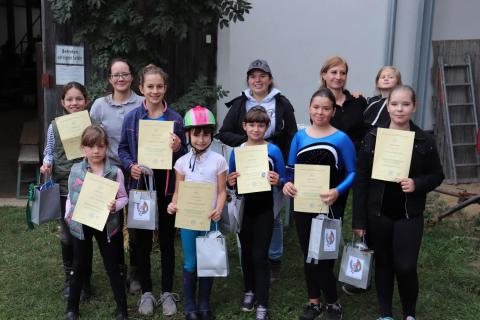 Pferdesport & Spiel in Enzersdorf im Thale